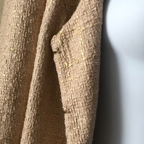 BNWT EPIQUE MOI beautiful Beige w/ accents Blazer - Picture 5 of 8